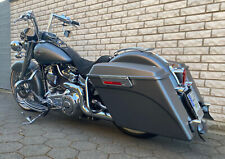 Harley-Davidson Deluxe FLSTN