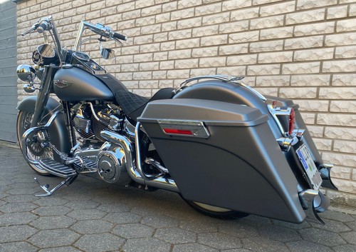 Harley davidson deluxe flstn - harley-davidson,