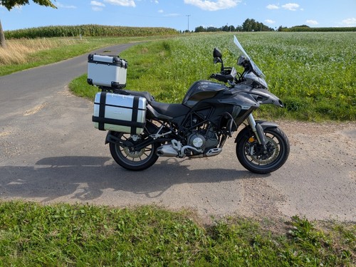 Benellli trk 502 - benellli,